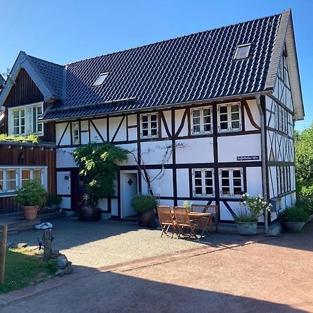 Villa Fachwerkhaus Am Waldesrand Solingen Esterno foto