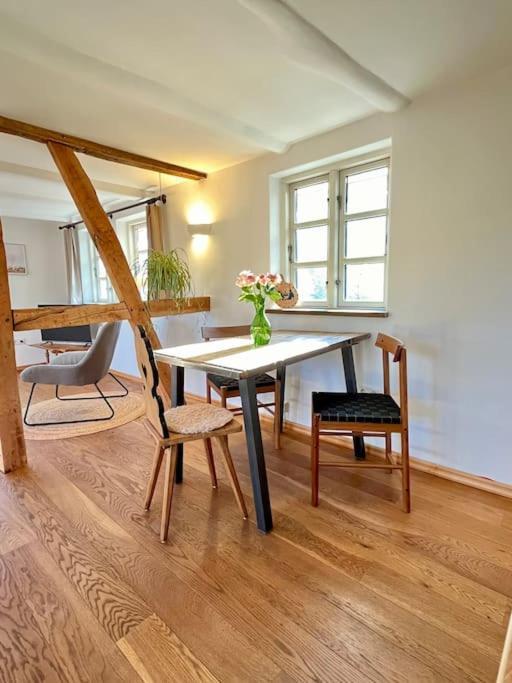 Villa Fachwerkhaus Am Waldesrand Solingen Esterno foto
